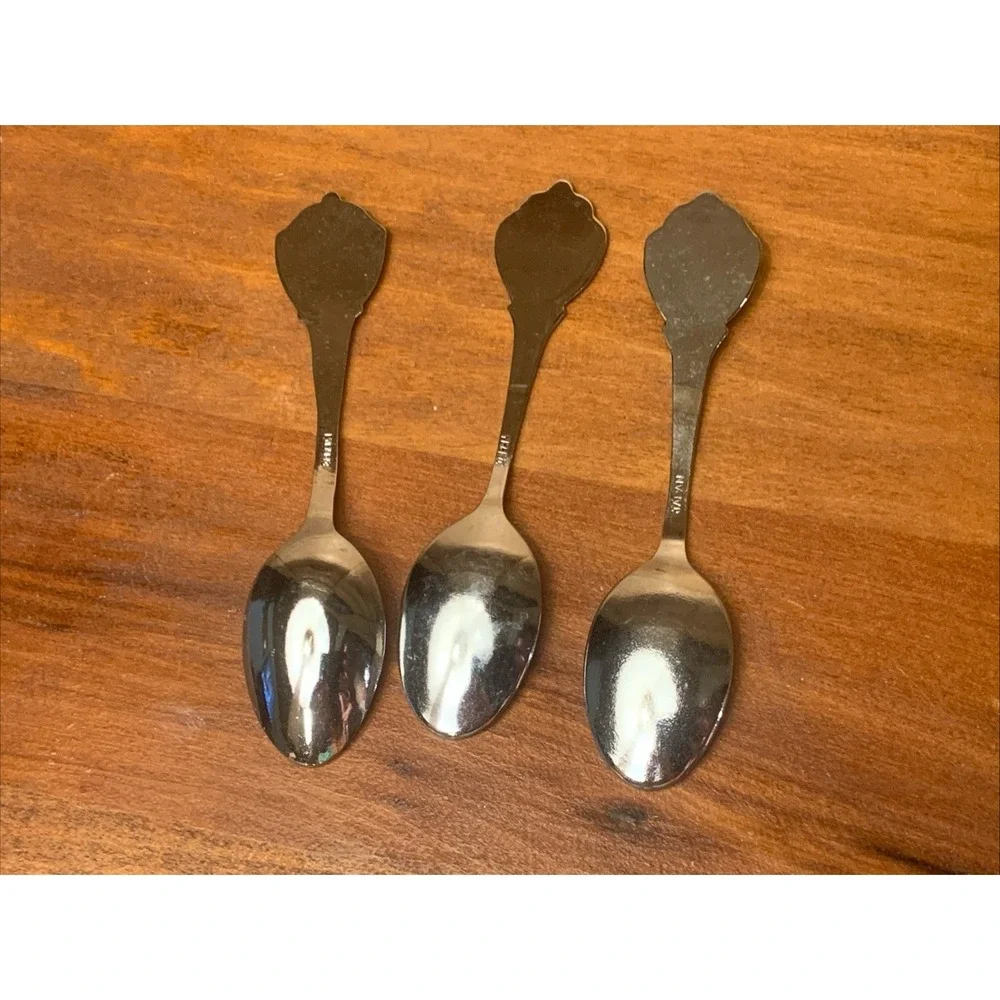 Lot Of 3 Souvenir Spoons Silver Toned‎ Made In Japan Mt Rainier, Oregon & Iowa